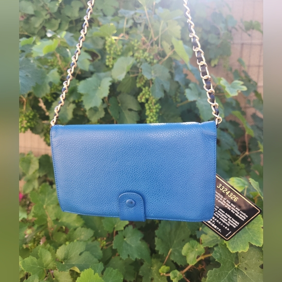 🔥💎 Chanel Caviar Kiss Lock Leather CC Logo Long Wallet Purse Blue Full set - Picture 3 of 16